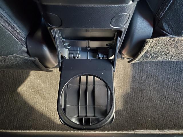 アクア Ｇ　ＧＲスポーツ　雹害車　社外ナビ　バックカメラ　社外アルミ　ドライブレコーダー　ＥＴＣ　ＬＥＤヘッドライト　オートライト　ＵＳＢ　Ｂｌｕｅｔｏｏｔｈ　フルセグＴＶ　ＣＤ　ＤＶＤ　スマートキー　クルコン（54枚目）