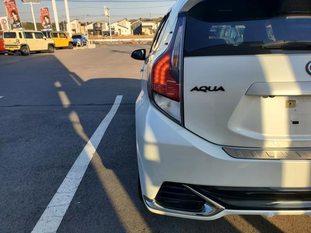 アクア Ｇ　ＧＲスポーツ　雹害車　社外ナビ　バックカメラ　社外アルミ　ドライブレコーダー　ＥＴＣ　ＬＥＤヘッドライト　オートライト　ＵＳＢ　Ｂｌｕｅｔｏｏｔｈ　フルセグＴＶ　ＣＤ　ＤＶＤ　スマートキー　クルコン（65枚目）