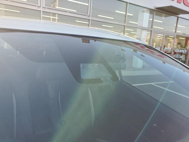 アクア Ｇ　ＧＲスポーツ　雹害車　社外ナビ　バックカメラ　社外アルミ　ドライブレコーダー　ＥＴＣ　ＬＥＤヘッドライト　オートライト　ＵＳＢ　Ｂｌｕｅｔｏｏｔｈ　フルセグＴＶ　ＣＤ　ＤＶＤ　スマートキー　クルコン（68枚目）