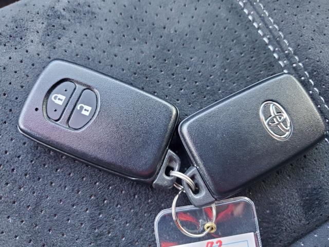 アクア Ｇ　ＧＲスポーツ　雹害車　社外ナビ　バックカメラ　社外アルミ　ドライブレコーダー　ＥＴＣ　ＬＥＤヘッドライト　オートライト　ＵＳＢ　Ｂｌｕｅｔｏｏｔｈ　フルセグＴＶ　ＣＤ　ＤＶＤ　スマートキー　クルコン（70枚目）