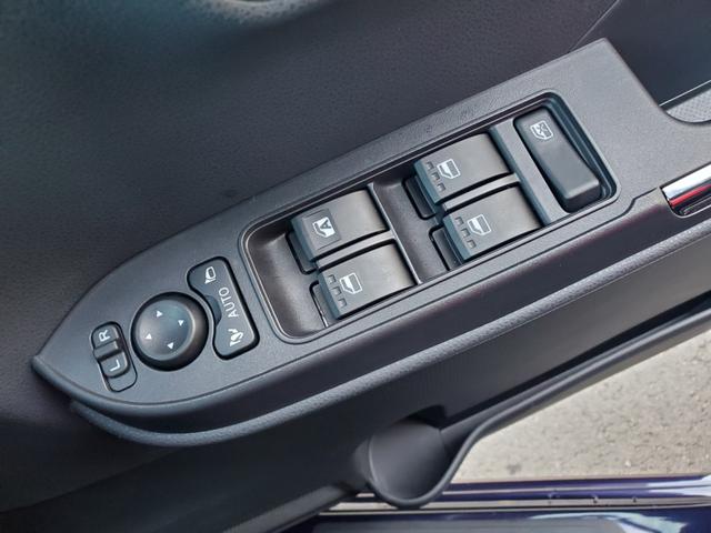 タント カスタムＸ　両側パワースライドドア　前席シートヒーター　ＬＥＤヘッドライト　アイドリングストップ　スマートアシスト　スマートキー（24枚目）