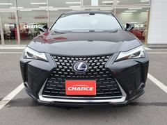 当店でお車をご購入いただき、さらに「有料保証」プランにご加入いただくと、特典としてオイル交換１０回分の無料チケットを差し上げます。 4