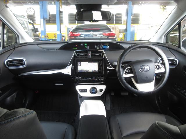 プリウス Ａツーリングセレクション　タイヤ４本新品（10枚目）