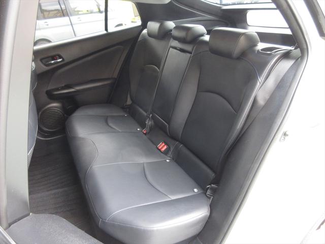 プリウス Ａツーリングセレクション　タイヤ４本新品（12枚目）