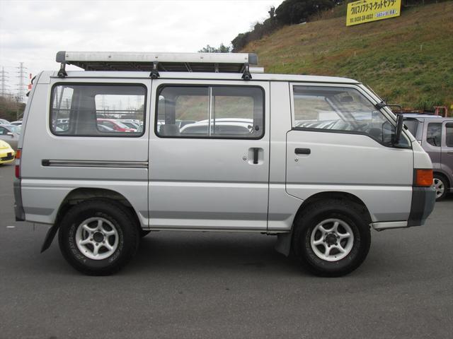 GL ガソリン車 リフトアップ 5速MT 4WD(8枚目)
