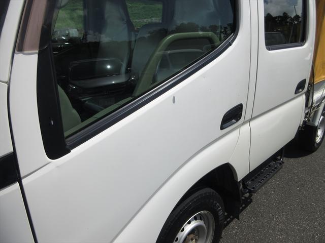 Wキャブロングシングルジャストロ 5速マニュアル 4WD ディーゼル ワンセグメモリーナビ 全窓パワーウィンドウ ETC リアクーラー スタッドレスタイヤ付属(49枚目)