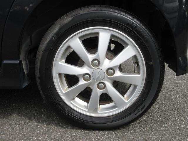 タント カスタムＸリミテッド　地デジメモリーナビ　スマートキーＥＴＣ　片側電動スライドドア　オートエアコン　ＨＩＤヘッドライト　フォグランプ（9枚目）