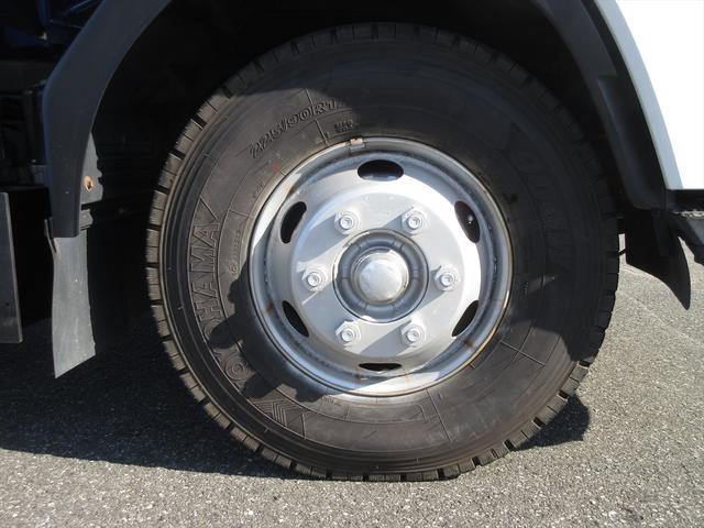 フォワード タダノ4段クレーン 6速マニュアル ラジコン フックイン ロングジャッキ 電動格納ミラー ETC パワーウィンドウ 2.2トン(9枚目)