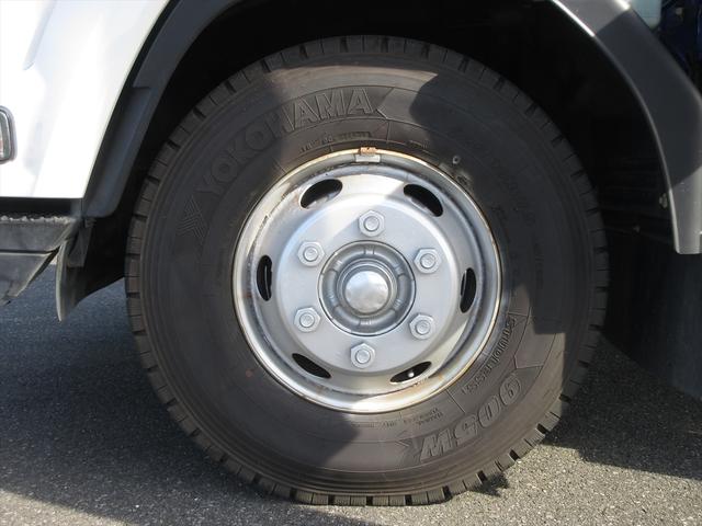 フォワード タダノ4段クレーン 6速マニュアル ラジコン フックイン ロングジャッキ 電動格納ミラー ETC パワーウィンドウ 2.2トン(10枚目)