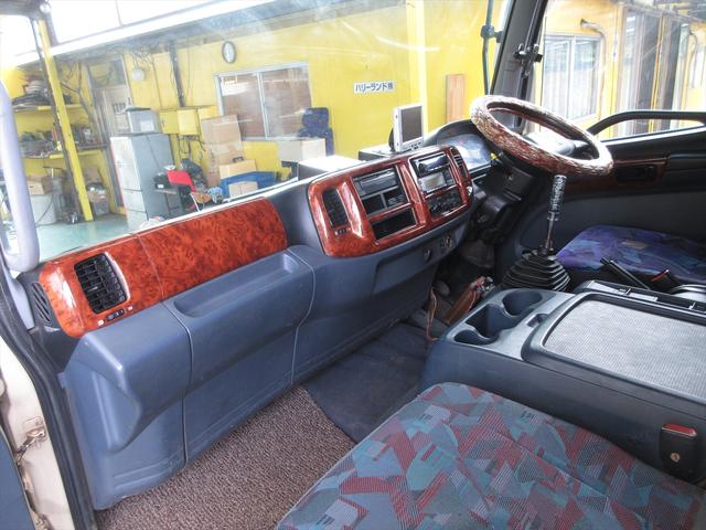 レンジャープロ ベースグレード ユニック5段クレーン ラジコン フックイン 吊上荷重2.93トン 6速マニュアル バックカメラ ETC パワーウィンドウ 電動格納ミラー 3700kg積載(13枚目)