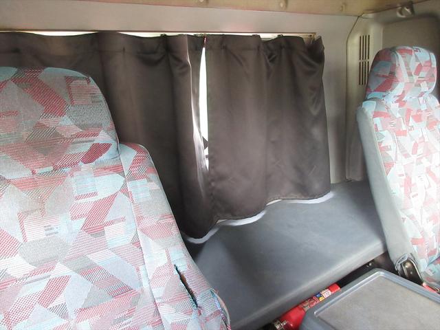 レンジャープロ ベースグレード ユニック5段クレーン ラジコン フックイン 吊上荷重2.93トン 6速マニュアル バックカメラ ETC パワーウィンドウ 電動格納ミラー 3700kg積載(16枚目)