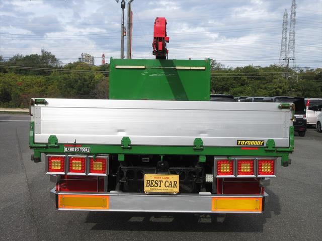 レンジャープロ ベースグレード ユニック5段クレーン ラジコン フックイン 吊上荷重2.93トン 6速マニュアル バックカメラ ETC パワーウィンドウ 電動格納ミラー 3700kg積載(19枚目)