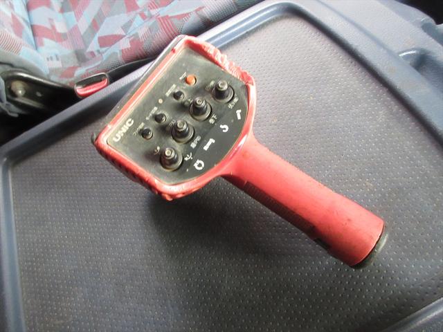 レンジャープロ ベースグレード ユニック5段クレーン ラジコン フックイン 吊上荷重2.93トン 6速マニュアル バックカメラ ETC パワーウィンドウ 電動格納ミラー 3700kg積載(45枚目)