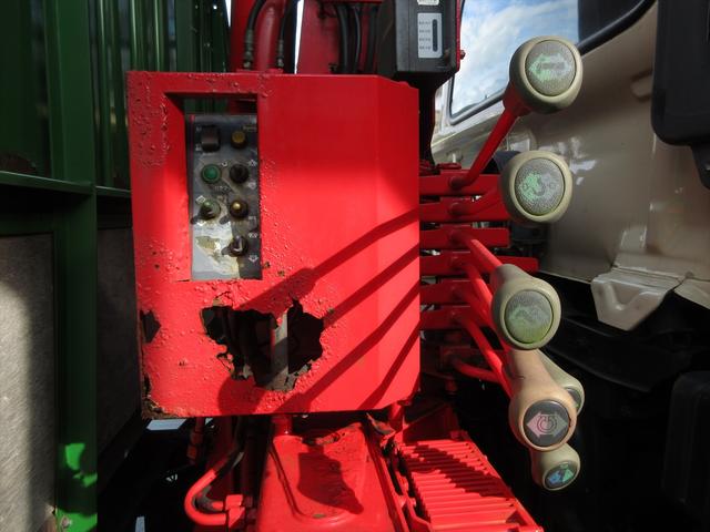 レンジャープロ ベースグレード ユニック5段クレーン ラジコン フックイン 吊上荷重2.93トン 6速マニュアル バックカメラ ETC パワーウィンドウ 電動格納ミラー 3700kg積載(51枚目)