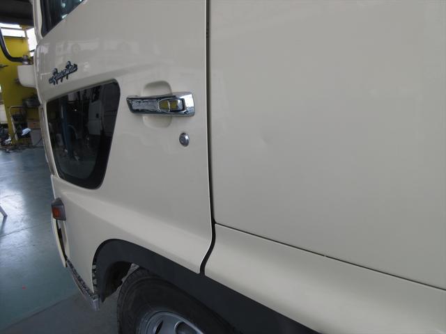 レンジャープロ ベースグレード ユニック5段クレーン ラジコン フックイン 吊上荷重2.93トン 6速マニュアル バックカメラ ETC パワーウィンドウ 電動格納ミラー 3700kg積載(69枚目)