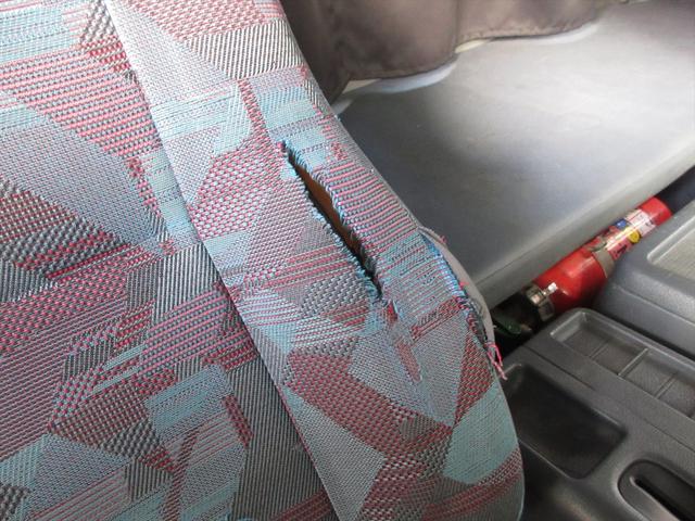 レンジャープロ ベースグレード ユニック5段クレーン ラジコン フックイン 吊上荷重2.93トン 6速マニュアル バックカメラ ETC パワーウィンドウ 電動格納ミラー 3700kg積載(71枚目)