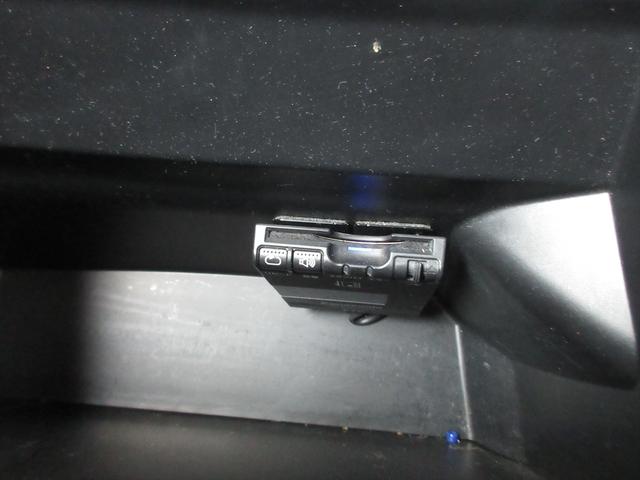 Ｎ－ＢＯＸカスタム Ｇ・Ｌパッケージ　地デジメモリーナビ　片側パワースライドドア　スマートキー　プッシュスタート　ＨＩＤヘッドライト　フォグランプ　オートライト　ＥＴＣ　オートエアコン　アイドリングストップ（36枚目）