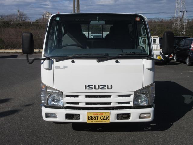 エルフトラック ダブルキャブ　フラットロー　５速マニュアル　地デジメモリーナビ　ＥＴＣ　パワーウィンドウ　アイドリングストップ　ヘッドライトレベライザー　坂道発進補助装置　フォグランプ（18枚目）