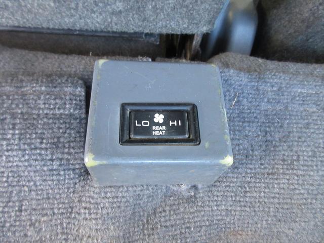 キャンター Ｗキャブロング全低床　垂直ゲート　オートマ　ＥＴＣ　ヘッドライトレベライザー（37枚目）