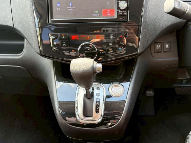 セレナ ハイウェイスター S-ハイブリッド Vセレクション 両側電動スライド/BTオーディオ/ナビ/DTV/Bカメラ/ETC/クルコン/Pスタート(8枚目)