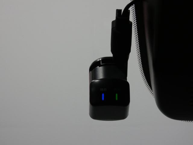ノート Ｘ　ワンオーナー　純正ＳＤナビ・ＴＶ　ＥＴＣ　Ｂカメラ　アラウンドビュー　ＬＥＤヘッド　インテリキー　プッシュスタート　全方位運転支援システム　前後ドラレコ　ＢＳＭ　インテリジェントルームミラー（26枚目）