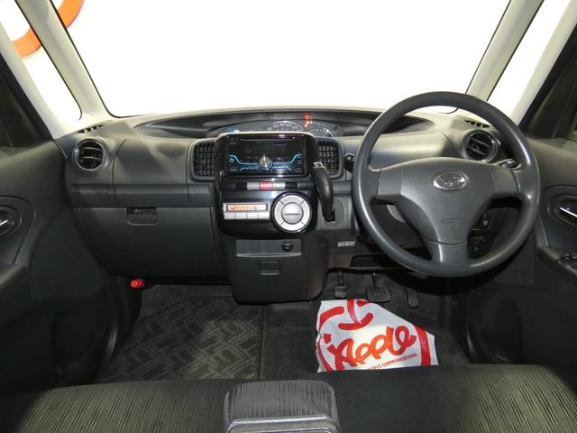 タント カスタムXスペシャル 運転席エアバッグ 禁煙 助手席エアバッグ Sキー ETC車載器 リモコンキー パワーステアリング パワーウィンドゥ エアコン 盗難防止装置 記録簿 ABS 衝突安全ボディ 電動格納式ドアミラー(4枚目)