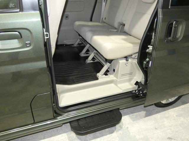 エブリイワゴン ＰＺターボスペシャル　ワンオーナー　純正ＳＤナビ・ＴＶ　ＥＴＣ２．０　Ｂカメラ　両側パワースライド　スマートキー　プッシュスタート　デュアルカメラブレーキサポート　電動オートステップ　シートヒーター　ディスチャージ（16枚目）