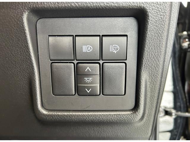 ランドクルーザープラド ＴＸ　Ｌパッケージ　スマートキー　ＬＥＤヘッドライト　ＬＥＤフォグ　７人乗り　純正９インチナビ　フルセグ　マルチテレインモニター　ＢＳＭ　ブラックルーフレール　前後ドラレコ　ＥＴＣ２．０　セーフティセンス（17枚目）