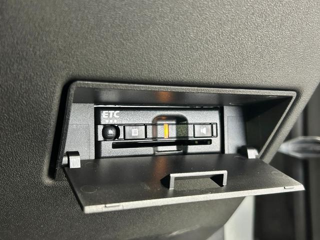 ジムニーシエラ JC ワンオーナー スマートキー2個 社外ナビ&フルセグ&BT バックモニター 革調シートカバー 前後ドライブレコーダー ETC セーフティサポート タイヤ215/75R15 純正アルミ クルコン(19枚目)