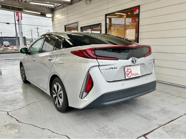 プリウスPHV Aプレミアム スマートキー2個 LEDヘッドライト 純正11.6インチタッチディスプレイ 純正ナビ&フルセグ&BT Bモニター ヘッドアップディスプレイ ビルトインETC シートヒーター 純正アルミ(8枚目)