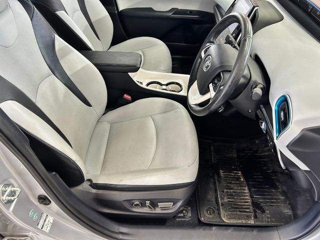 プリウスPHV Aプレミアム スマートキー2個 LEDヘッドライト 純正11.6インチタッチディスプレイ 純正ナビ&フルセグ&BT Bモニター ヘッドアップディスプレイ ビルトインETC シートヒーター 純正アルミ(10枚目)