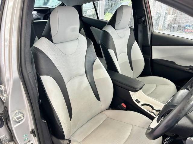 プリウスPHV Aプレミアム スマートキー2個 LEDヘッドライト 純正11.6インチタッチディスプレイ 純正ナビ&フルセグ&BT Bモニター ヘッドアップディスプレイ ビルトインETC シートヒーター 純正アルミ(11枚目)