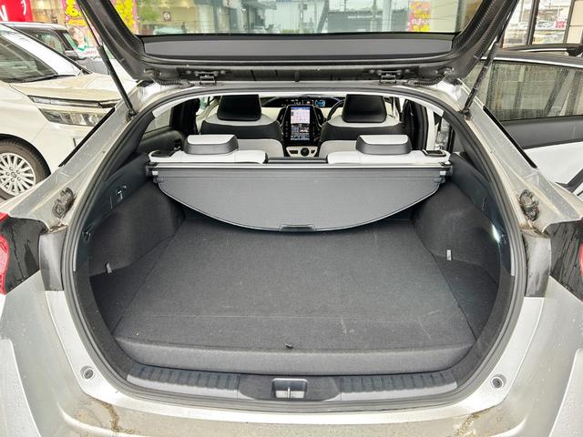 プリウスPHV Aプレミアム スマートキー2個 LEDヘッドライト 純正11.6インチタッチディスプレイ 純正ナビ&フルセグ&BT Bモニター ヘッドアップディスプレイ ビルトインETC シートヒーター 純正アルミ(18枚目)