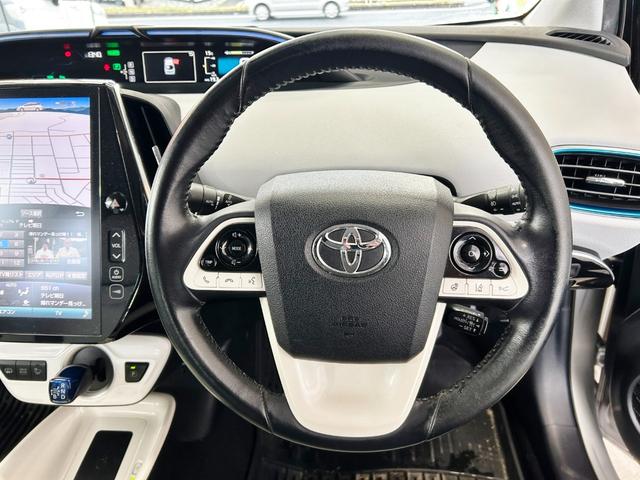 プリウスPHV Aプレミアム スマートキー2個 LEDヘッドライト 純正11.6インチタッチディスプレイ 純正ナビ&フルセグ&BT Bモニター ヘッドアップディスプレイ ビルトインETC シートヒーター 純正アルミ(19枚目)