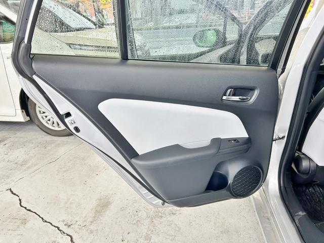 プリウスPHV Aプレミアム スマートキー2個 LEDヘッドライト 純正11.6インチタッチディスプレイ 純正ナビ&フルセグ&BT Bモニター ヘッドアップディスプレイ ビルトインETC シートヒーター 純正アルミ(31枚目)