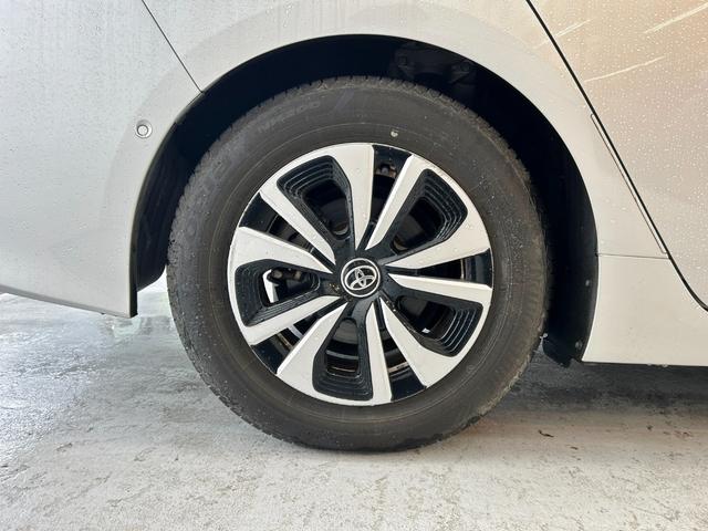 プリウスPHV Aプレミアム スマートキー2個 LEDヘッドライト 純正11.6インチタッチディスプレイ 純正ナビ&フルセグ&BT Bモニター ヘッドアップディスプレイ ビルトインETC シートヒーター 純正アルミ(34枚目)