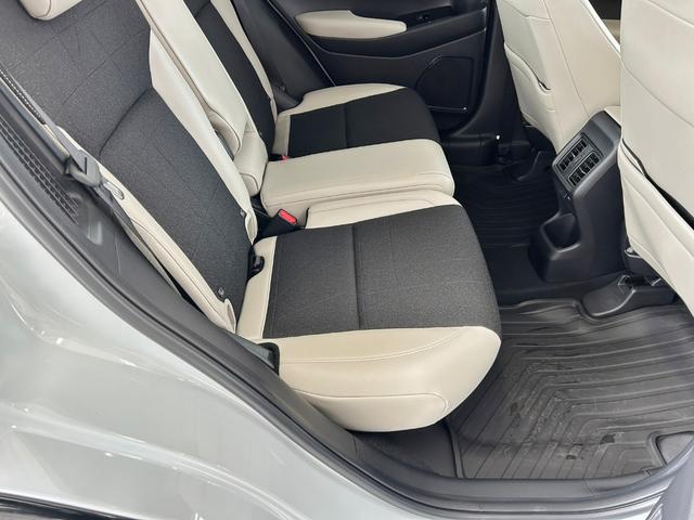 ヴェゼル e:HEV Z ワンオーナー スマートキー LEDヘッドライト ホンダコネクトディスプレイ プレミアムオーディオ10スピーカー マルチビューカメラ Hセンシング 無限エアロ 無限フロントグリルガーニッシュ前後ドラレコ(12枚目)