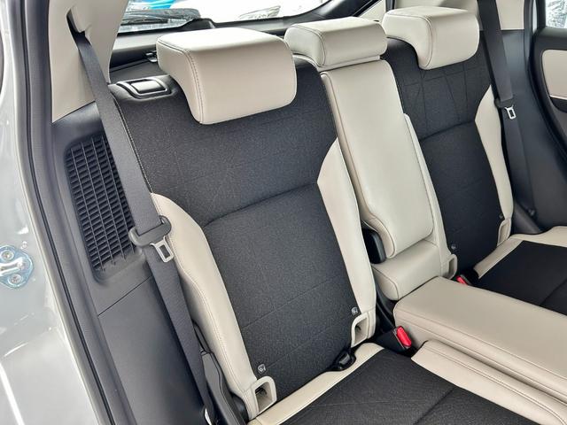 ヴェゼル e:HEV Z ワンオーナー スマートキー LEDヘッドライト ホンダコネクトディスプレイ プレミアムオーディオ10スピーカー マルチビューカメラ Hセンシング 無限エアロ 無限フロントグリルガーニッシュ前後ドラレコ(13枚目)