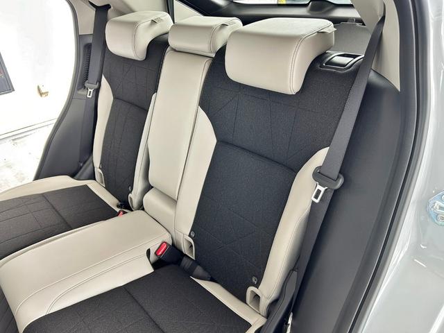 ヴェゼル e:HEV Z ワンオーナー スマートキー LEDヘッドライト ホンダコネクトディスプレイ プレミアムオーディオ10スピーカー マルチビューカメラ Hセンシング 無限エアロ 無限フロントグリルガーニッシュ前後ドラレコ(15枚目)