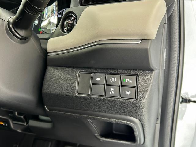 ヴェゼル e:HEV Z ワンオーナー スマートキー LEDヘッドライト ホンダコネクトディスプレイ プレミアムオーディオ10スピーカー マルチビューカメラ Hセンシング 無限エアロ 無限フロントグリルガーニッシュ前後ドラレコ(26枚目)