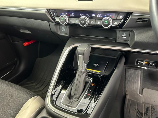 ヴェゼル e:HEV Z ワンオーナー スマートキー LEDヘッドライト ホンダコネクトディスプレイ プレミアムオーディオ10スピーカー マルチビューカメラ Hセンシング 無限エアロ 無限フロントグリルガーニッシュ前後ドラレコ(27枚目)