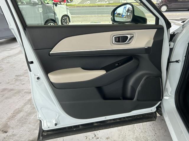 ヴェゼル e:HEV Z ワンオーナー スマートキー LEDヘッドライト ホンダコネクトディスプレイ プレミアムオーディオ10スピーカー マルチビューカメラ Hセンシング 無限エアロ 無限フロントグリルガーニッシュ前後ドラレコ(34枚目)