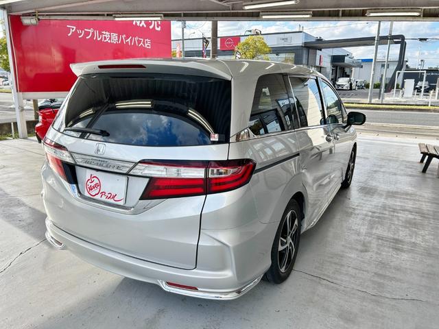 オデッセイ アブソルート・Xホンダセンシングアドバンスドパッケジ スマートキー2個 LEDヘッドライト 両側パワースライドドア ホンダセンシング マルチビューカメラシステム 純正ナビ&フルセグ&BT 後席フリップダウンモニター ビルトインETC レーダークルコン(5枚目)