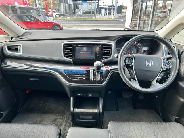 オデッセイ アブソルート・Xホンダセンシングアドバンスドパッケジ スマートキー2個 LEDヘッドライト 両側パワースライドドア ホンダセンシング マルチビューカメラシステム 純正ナビ&フルセグ&BT 後席フリップダウンモニター ビルトインETC レーダークルコン(9枚目)