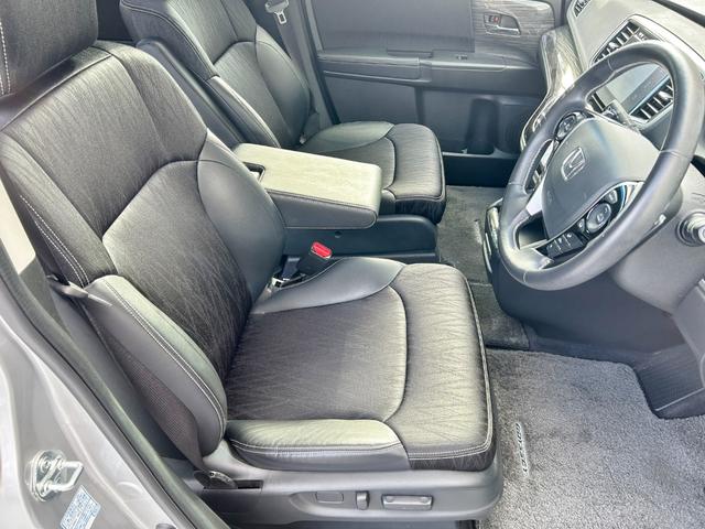 オデッセイ アブソルート・Xホンダセンシングアドバンスドパッケジ スマートキー2個 LEDヘッドライト 両側パワースライドドア ホンダセンシング マルチビューカメラシステム 純正ナビ&フルセグ&BT 後席フリップダウンモニター ビルトインETC レーダークルコン(10枚目)