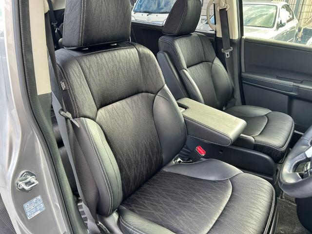 オデッセイ アブソルート・Xホンダセンシングアドバンスドパッケジ スマートキー2個 LEDヘッドライト 両側パワースライドドア ホンダセンシング マルチビューカメラシステム 純正ナビ&フルセグ&BT 後席フリップダウンモニター ビルトインETC レーダークルコン(11枚目)