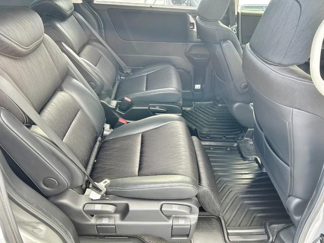 オデッセイ アブソルート・Xホンダセンシングアドバンスドパッケジ スマートキー2個 LEDヘッドライト 両側パワースライドドア ホンダセンシング マルチビューカメラシステム 純正ナビ&フルセグ&BT 後席フリップダウンモニター ビルトインETC レーダークルコン(12枚目)