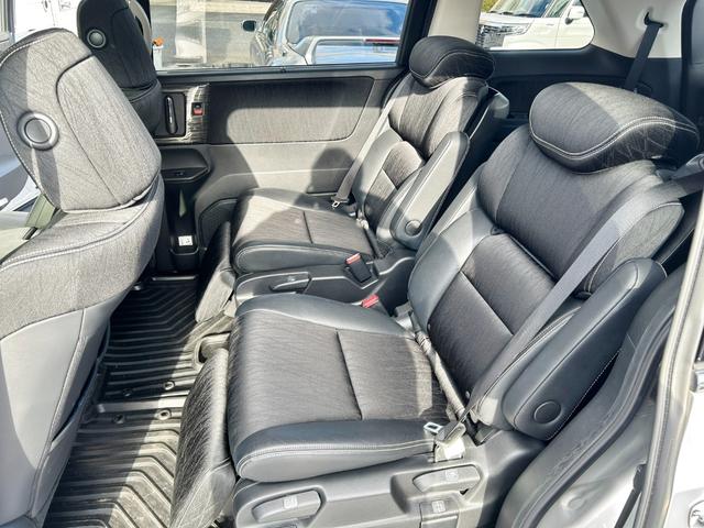 オデッセイ アブソルート・Xホンダセンシングアドバンスドパッケジ スマートキー2個 LEDヘッドライト 両側パワースライドドア ホンダセンシング マルチビューカメラシステム 純正ナビ&フルセグ&BT 後席フリップダウンモニター ビルトインETC レーダークルコン(16枚目)