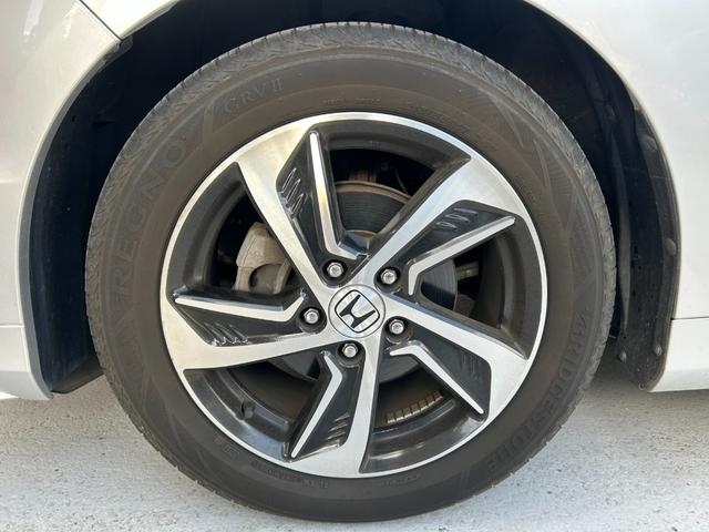 オデッセイ アブソルート・Xホンダセンシングアドバンスドパッケジ スマートキー2個 LEDヘッドライト 両側パワースライドドア ホンダセンシング マルチビューカメラシステム 純正ナビ&フルセグ&BT 後席フリップダウンモニター ビルトインETC レーダークルコン(35枚目)