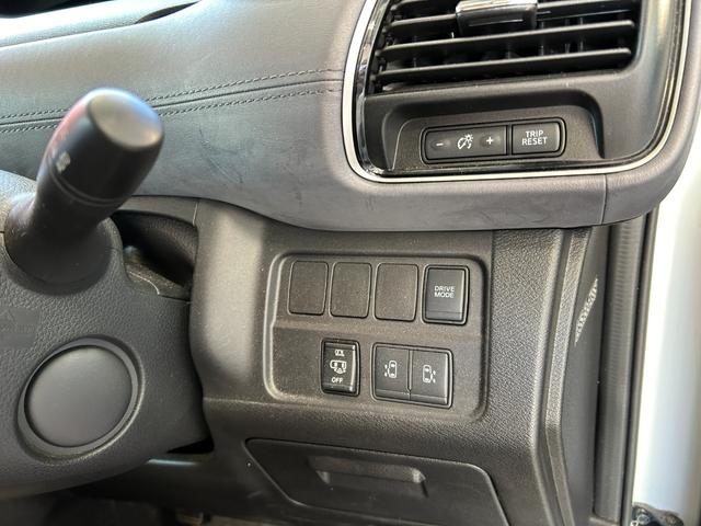 セレナ e-パワー ハイウェイスターV ワンオーナー インテリジェントキー2個 LEDヘッドライト 両側パワースライドドア 純正ナビ&フルセグ&BT アラウンドビューモニター セーフティパックA リアオートエアコン ETC クルコン(24枚目)